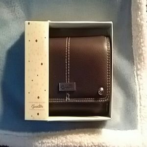 Buxton tri-fold wallet